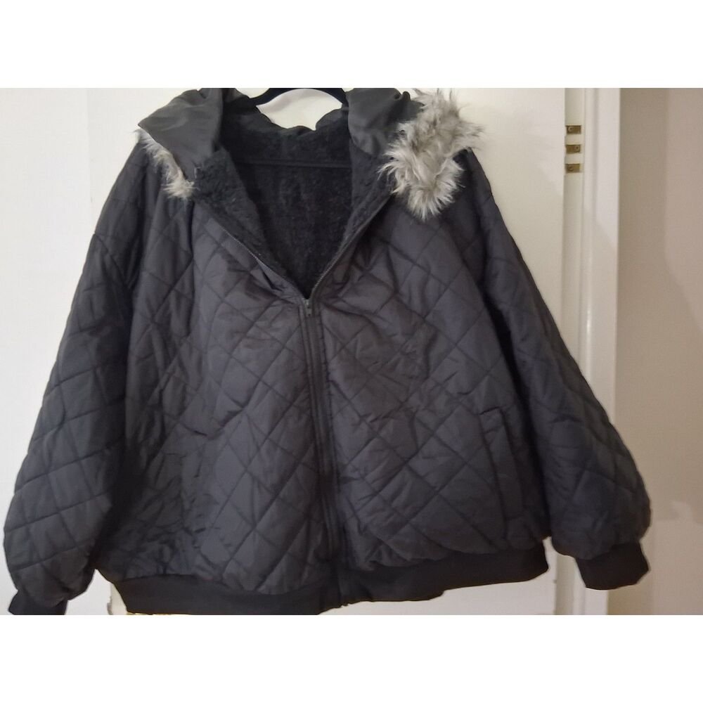 Hooded Jacket - Picture 2 of 6